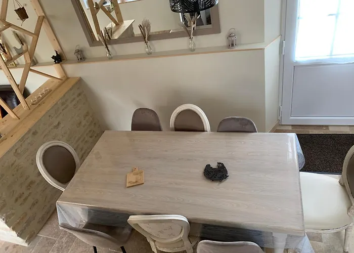 Dom wakacyjny Les Racines *